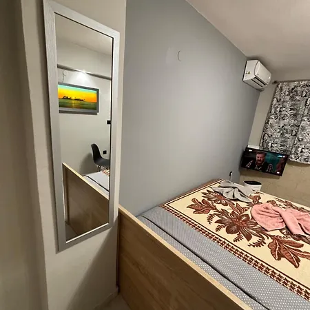 Jordans 12 Apartamento Tesalónica